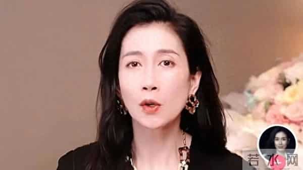 沦陷了！演员温峥嵘“现身”多个直播，粉丝称“根本举报不过来”