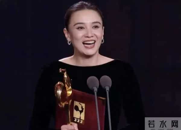 这次，金鸡奖被扒了个底朝天，冯小刚出气了，张艺谋打脸了