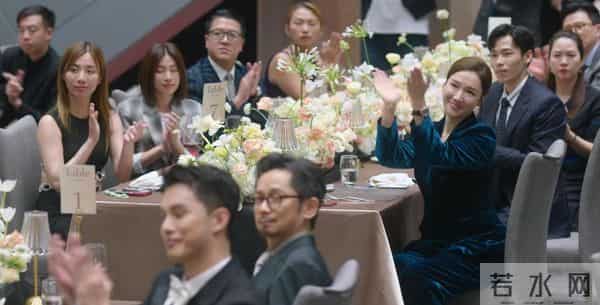 全是反转！《新闻女王2》的25集结局，是我今年看过最解气大结局