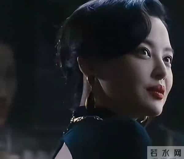 “抓头发也能拿影后？”郝蕾开撕，辛芷蕾1句话回怼，全网炸了！