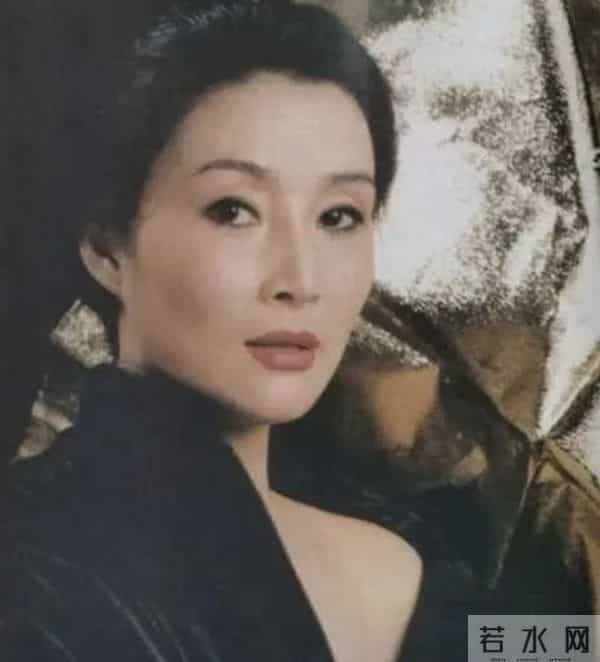 《四喜》大结局恶婆婆洗白，67岁的她年轻时长得很高级