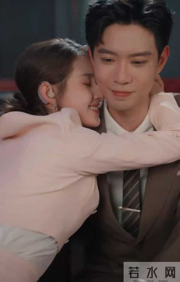 郭宇欣合作过的男演员排名,刘萧旭勉强第三,榜首却最不出名!