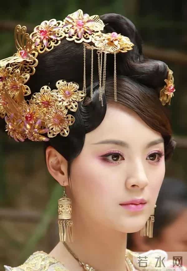 从《兰陵王》顶级恶女到《唐诡3》白衣盲女，她成最惊艳的女配