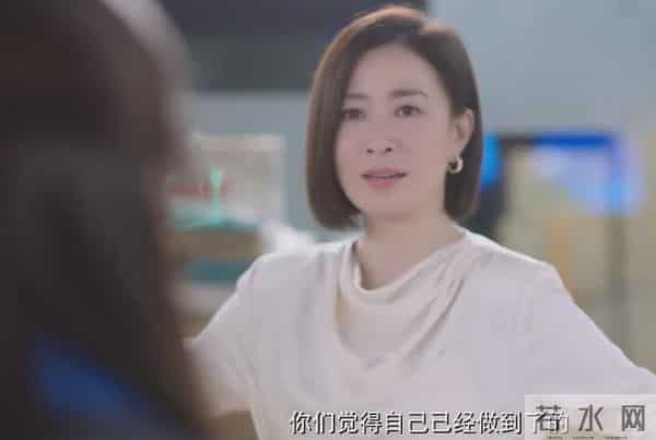 全是反转！《新闻女王2》的25集结局，是我今年看过最解气大结局