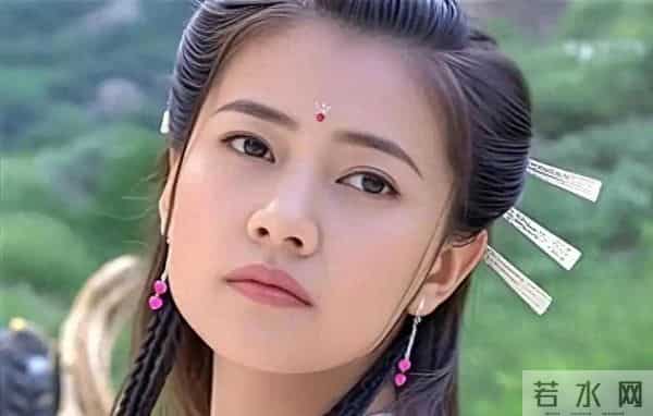 周芷若：“我问心有愧” VS 赵敏：“我偏要勉强”