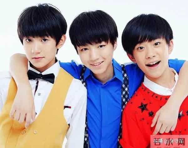 易烊千玺演技票房号召力兼具：拿金鸡奖影帝，主演电影预售都过亿