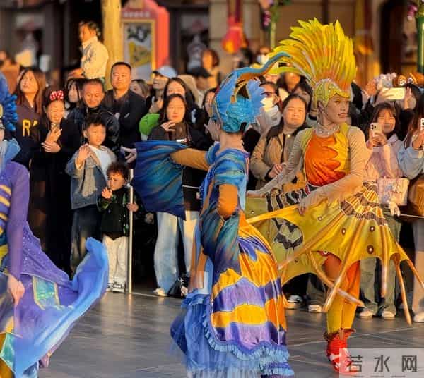 明星抢饭吃？好莱坞顶流，这次在中国遇到麻烦了