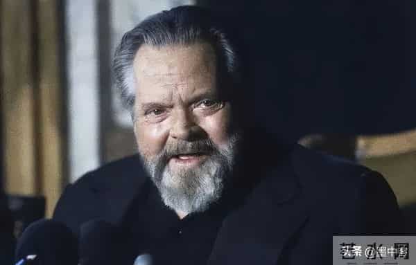 电影被封40年!男主角开拍三周就逃跑,全剧组被迫重拍,内幕公开