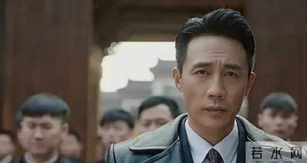 《隐锋》贾云英嫁吴仕仁藏胶卷，护父传情报，实为利益交换式掩护