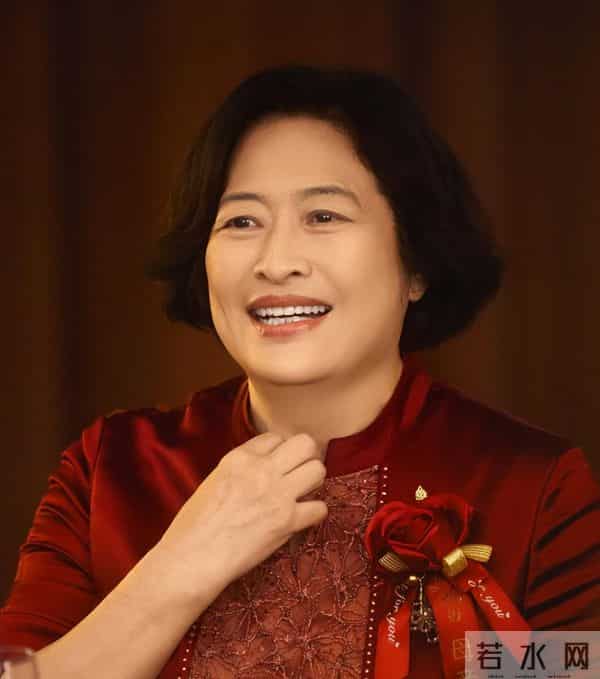 官方媒体犀利点评《四喜》，除童瑶、许娣表演不足外