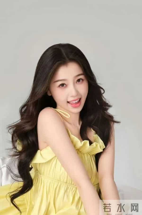 虞书欣生日会刚批下来,结果风波被扒得更猛?网友质疑、官方力挺