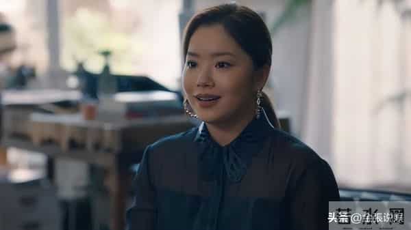 导演也没想到，只是请王菊来演个配角，结果她却把主角的风头抢了