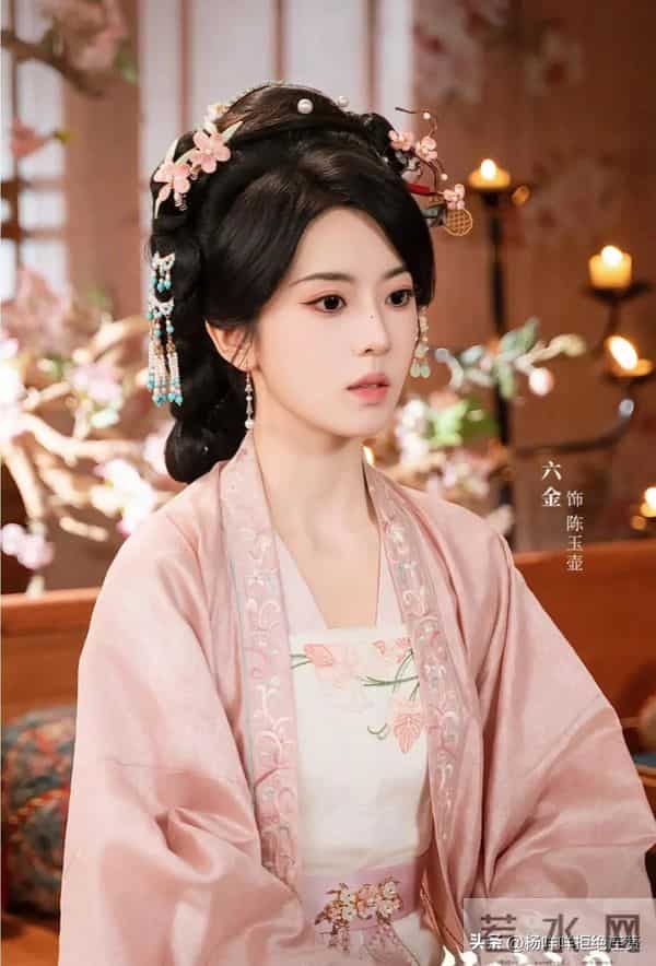 强推!不雌竞的暖系宅斗剧《侯府主母要寿终正寝》