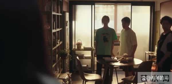 《四喜》第29-30集预告：何丽华病危，沈明珠四处筹钱救治婆婆，冯美奇与父亲小三互打耳光，许知夏要跟张浩离婚