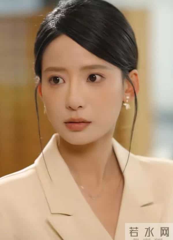 短剧里的霸总居然也会被打得鼻青脸肿，也太接地气了