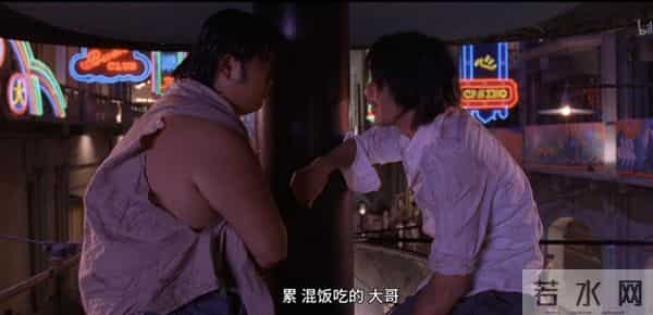 缺钱的港星，抢着来内地景区“捞金”？是文艺圈堕落，还是不得已