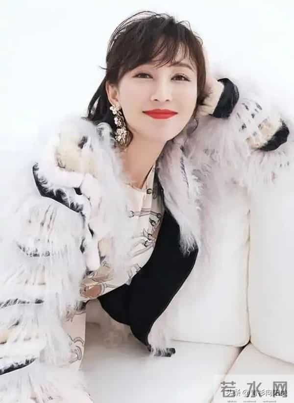 他们是夫妻，《唐诡3》她演霸气长公主，裸婚嫁导演如今身家上亿