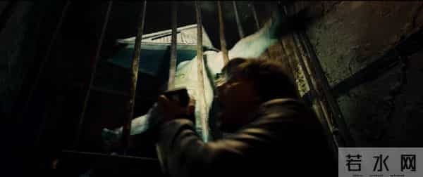 阴郁压抑的氛围基调!《重返寂静岭》电影新预告