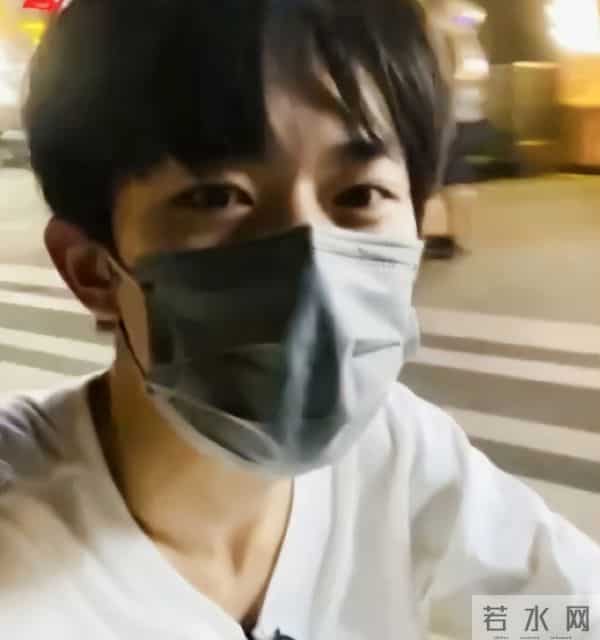 易烊千玺变“妖怪”后，网友饥不择食找代餐，kimi不幸中招