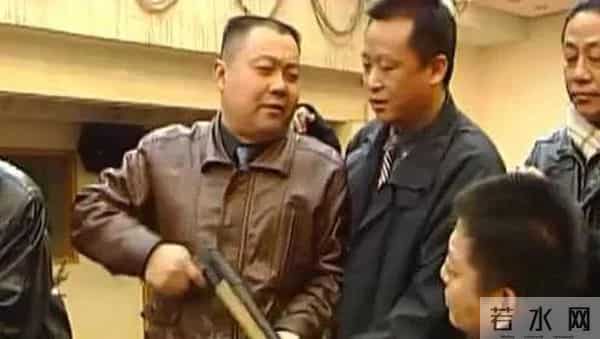 征服中下跪喊爷都是杜撰,现实中刘华强是如何征服实力更强的封彪