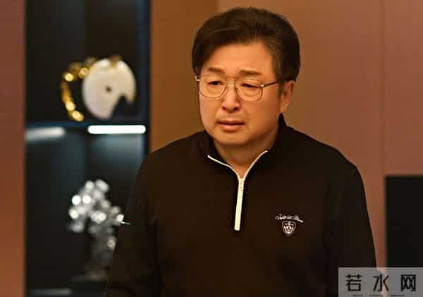 《四喜》直到丁虹情人上门，沈明珠才知，对方执意争财产的真相。