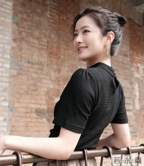 《四喜》：李之夏演的冯美奇，让人眼前一亮，风友说“灵气逼人”