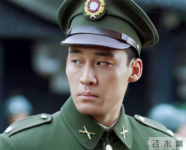 《隐锋》：军衔彻底乱套了，营长是中校，教导团团长却只是少校？