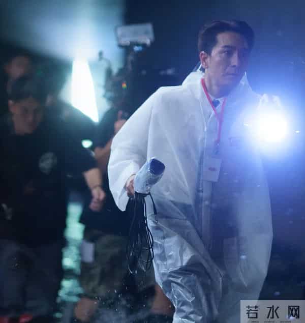 全是反转！《新闻女王2》的25集结局，是我今年看过最解气大结局