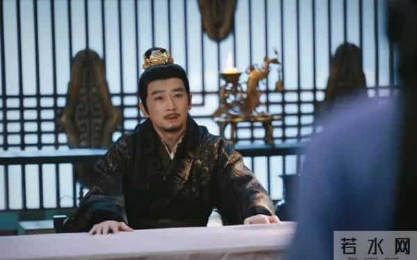 47岁帅气星二代逆袭,父亲曾为他放弃事业,如今他已成父亲的骄傲