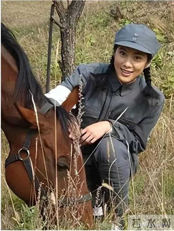 王珂现状：曾是圈内抗日剧女王，如今却查无此人，回山东老家生活