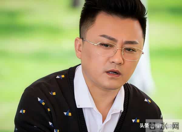 演《还珠格格》27年后演《凤凰台上》,50岁的“小邓子”认得出吗