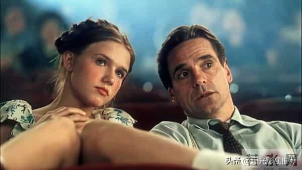 电影鉴赏:《一树梨花压海棠》,梨花白发映残阳,海棠红颜劫里藏