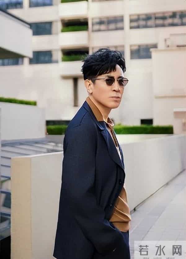 官媒发文，高调官宣54于和伟再传喜讯，全网恭喜终于等到这一天