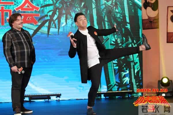 明星抢饭吃？好莱坞顶流，这次在中国遇到麻烦了