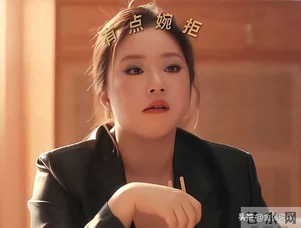 导演也没想到，只是请王菊来演个配角，结果她却把主角的风头抢了