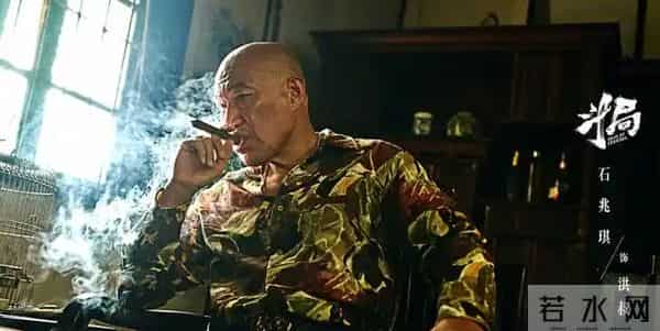 蒋欣反派杀疯了！《斗局》《把黑夜点燃》双剧霸屏，不追悔哭！