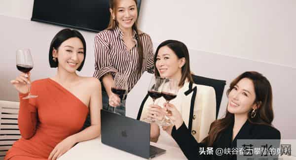 不止剧爽！25集《新闻女王2》剧中的“平衡术”，才是核心狠活！