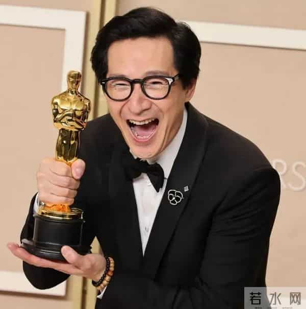 明星抢饭吃？好莱坞顶流，这次在中国遇到麻烦了