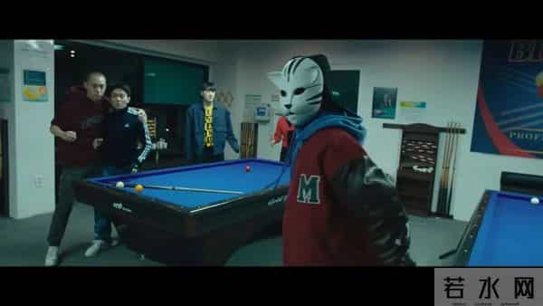 复仇动作爽片，美女老师暴打小混混，爆燃又催泪！