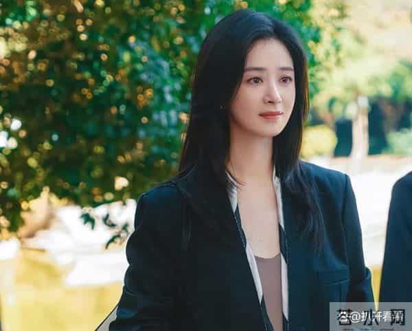 官方媒体犀利点评《四喜》，除童瑶、许娣表演不足外