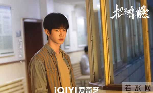 蒋欣反派杀疯了！《斗局》《把黑夜点燃》双剧霸屏，不追悔哭！