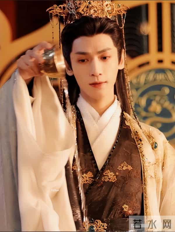 《水龙吟》破12亿,4人零差评,3人升咖, 2人翻红,1人昙花一现