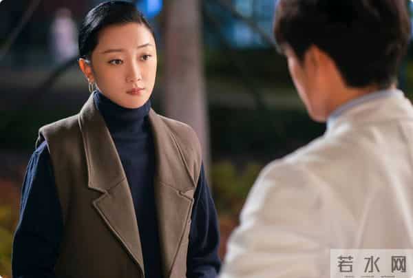 女人味多重要？《他为什么依然单身》张瑶出场，才知啥叫风情万种