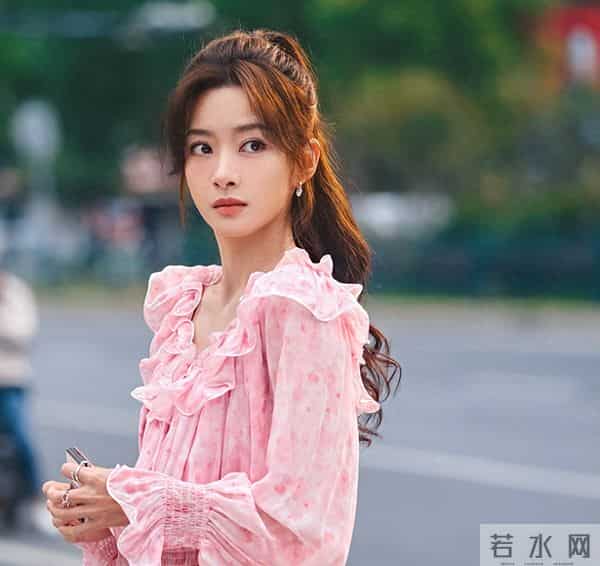 怀了就生是女性独立?《四喜》的“生育执念”,姑娘们应看清真相