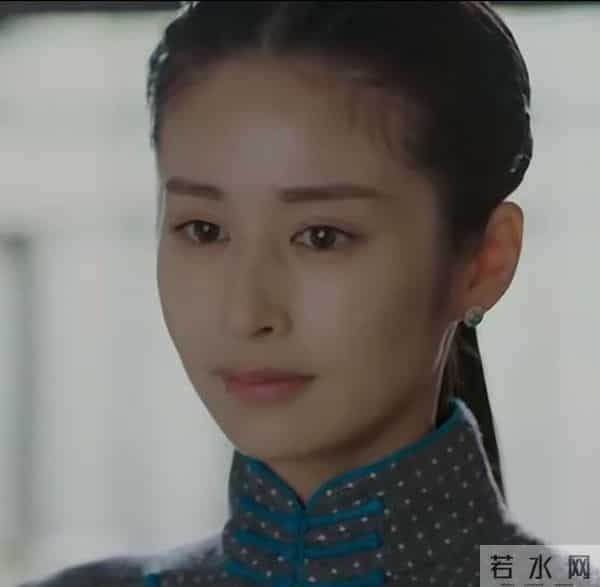 《隐锋》贾云英嫁吴仕仁藏胶卷，护父传情报，实为利益交换式掩护