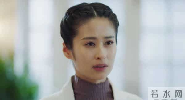 《隐锋》贾云英嫁吴仕仁藏胶卷，护父传情报，实为利益交换式掩护