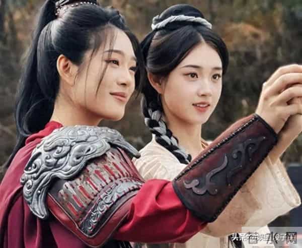 郭宇欣新剧开播即爆！首日热度破12000，强势包揽腾讯四榜冠军