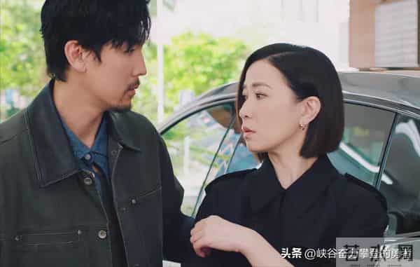 不止剧爽！25集《新闻女王2》剧中的“平衡术”，才是核心狠活！
