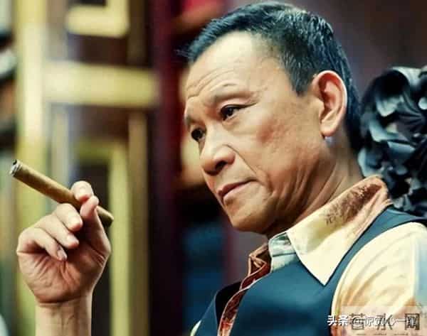 12年后，才明白王学圻为何对簿公堂，也要和结婚40年的妻子离婚