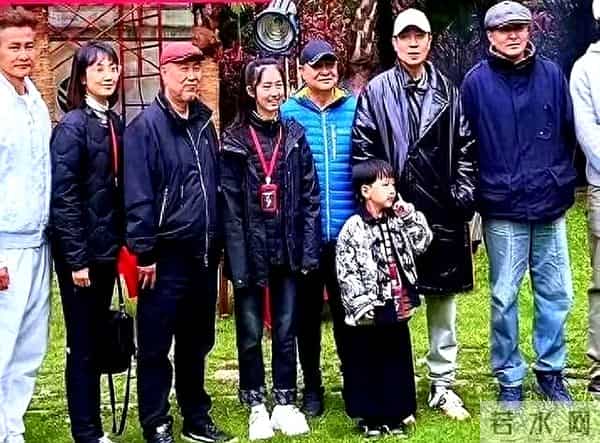 全班拿奖，魏晨哭到破防！这部剧到底有多狠？